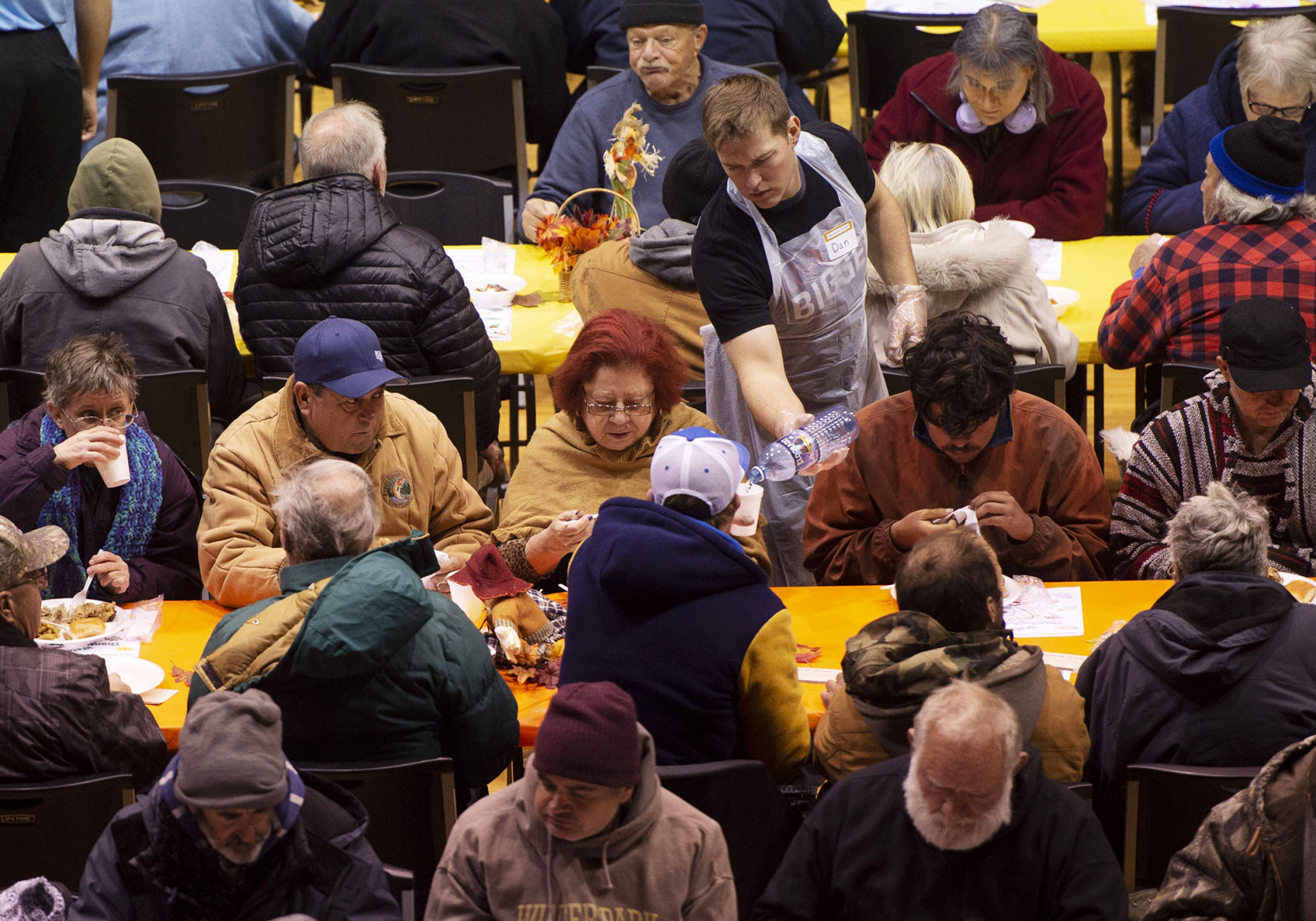 112819-news-turkeymeal 02.jpg